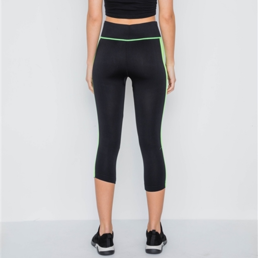 GYM VIBES NEON GREEN CAPRI WORKOUT LEGGINGS - Picture 3 of 7